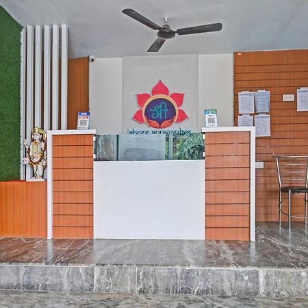 Oyo 7498 Hotel Aparajita Varanasi Dış mekan fotoğraf