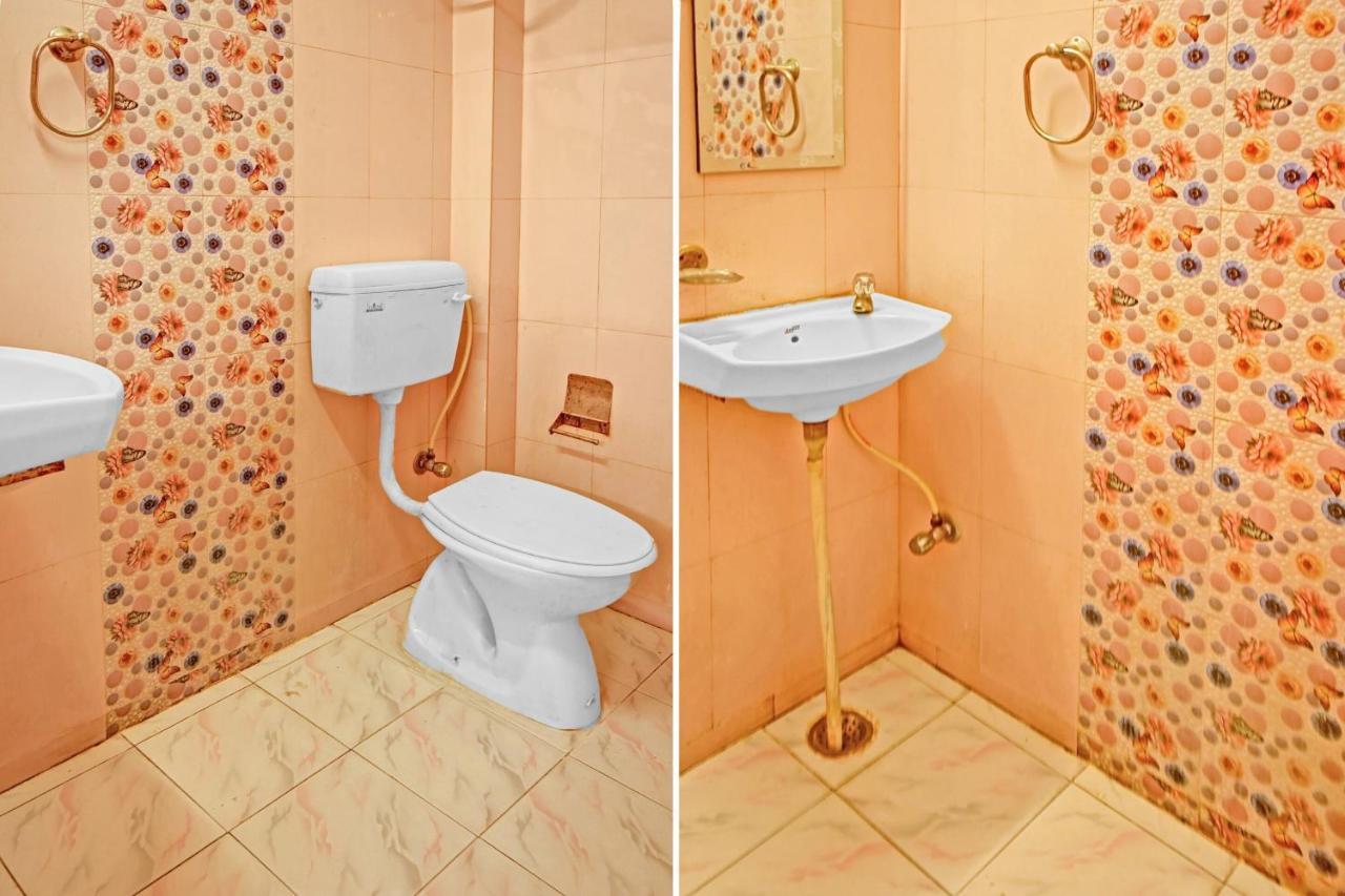 Oyo 7498 Hotel Aparajita Varanasi Dış mekan fotoğraf